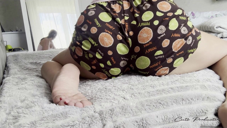 CuteProduction: Leila se probouzí