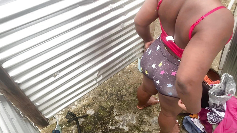 AndreaBellotiStar: 海滩摊位的业余相机