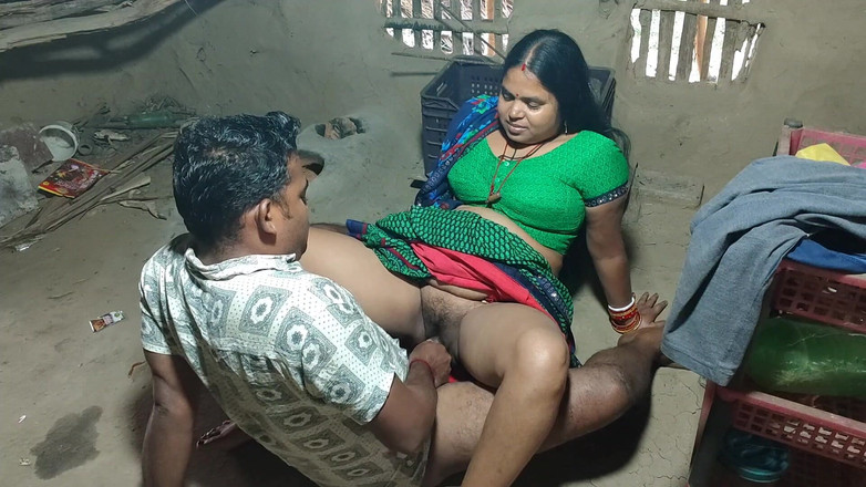 Raju Raju: 흑인 대물 자지에게 따먹히는 핫한 밀프