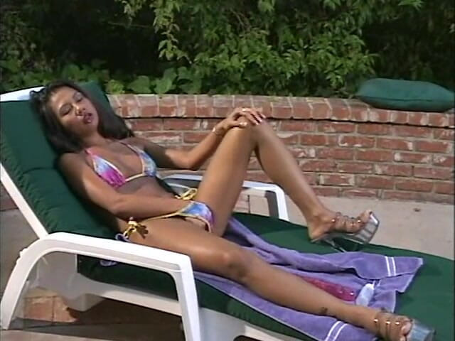 Eleganxia: Isteri di rumah bersendirian: isteri #123