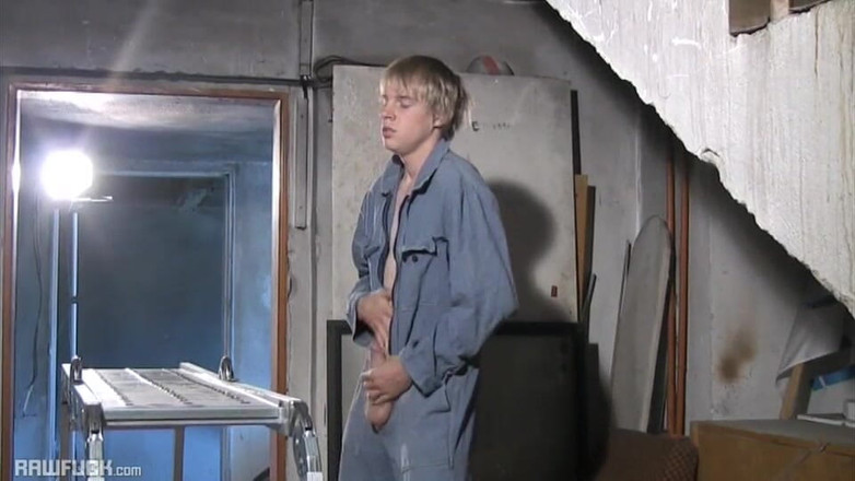 Raw Fuck: Blonďatá baterka vymlátí batter