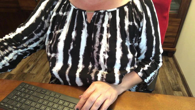 Tanja Tachee: Milk breasts at work