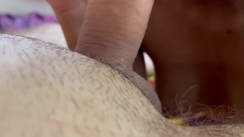 YourDickSucker: Stydlivá indická dívka