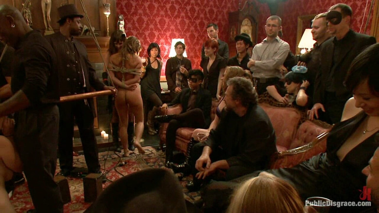 Public Disgrace by Kink: Vú to, cu to