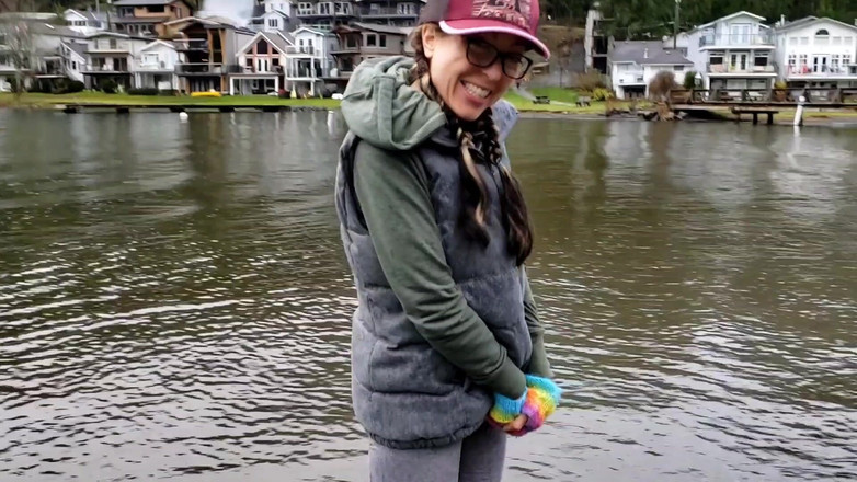 Nerdy_faery: Calzini bagnati e piscio