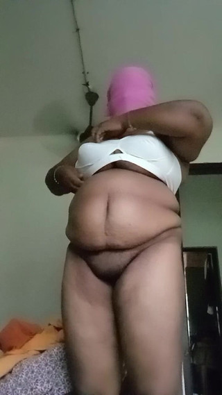 Bedroom: Insegnante che fa il bagno dopo il vestito cambia la...