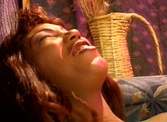 Lesbo Tube: Hairy nubian MILF with big tits gets her both holes...