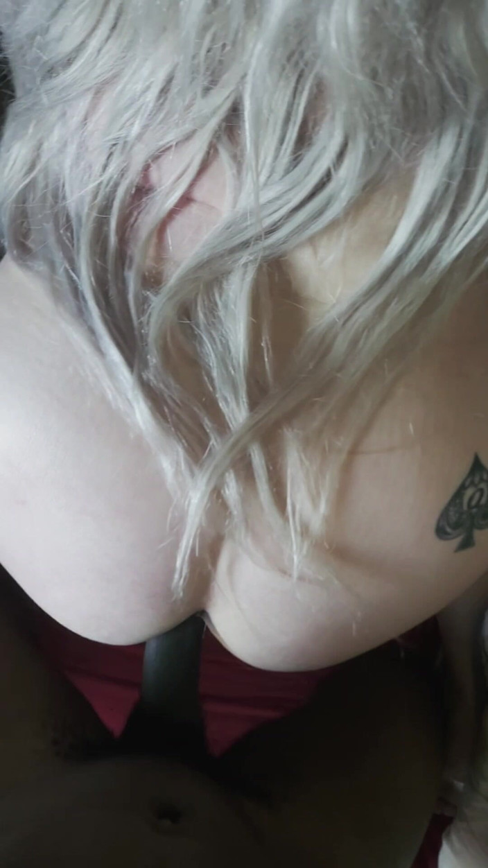 Missi Rae: Bedroom Quickie Swallowing His Fat Load