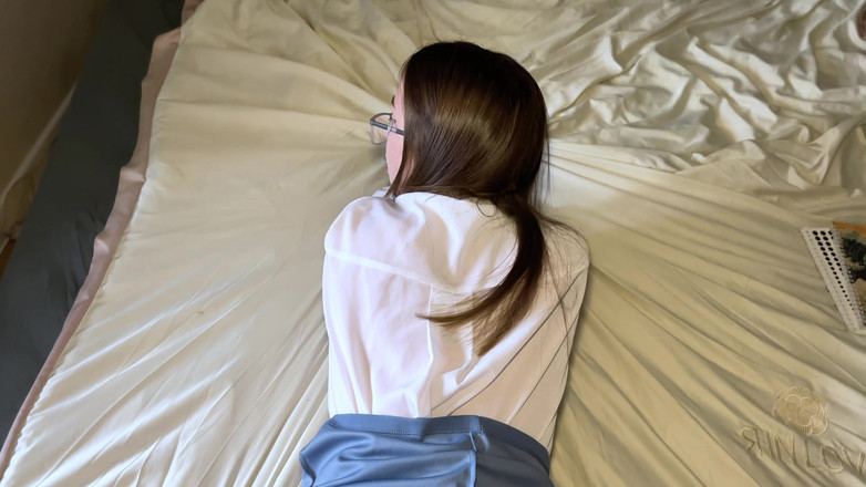 niiikey: Ateşli yeni üniversiteli stajyer sikiliyor