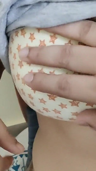 Indiancă desi excitată flexibil malayali Fată Sanathomas care cere servitorului să ejaculeze în gura ei - vorbe murdare și muie