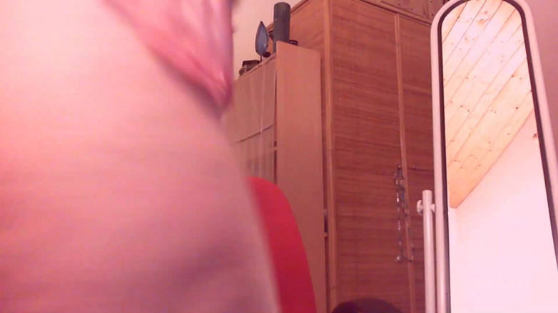 Nicoletta Embassi: Double penetrating with toys and squirting