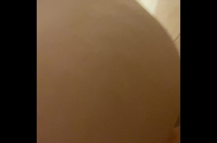 Serbian Boy: 洗澡前