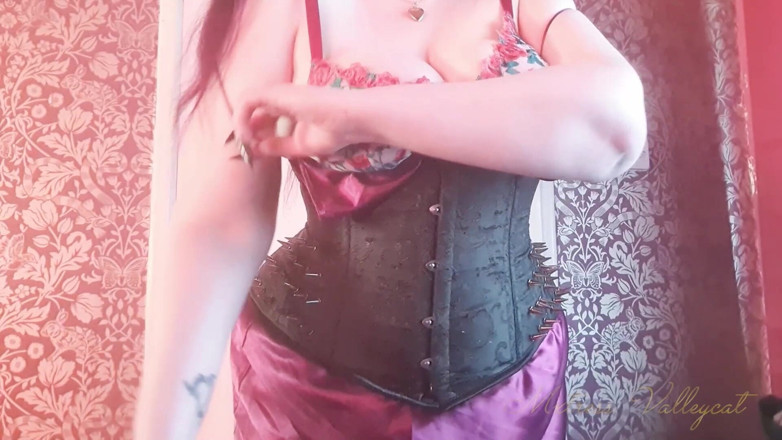 Mxtress Valleycat: Legare unghii Asmr