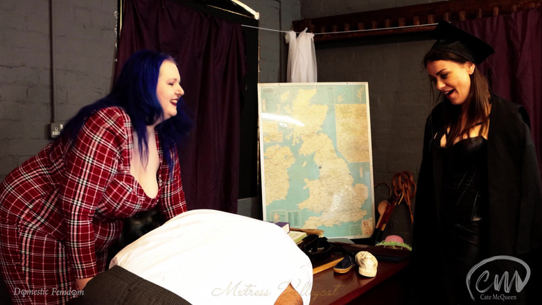 Mxtress Valleycat: Cù trong lớp