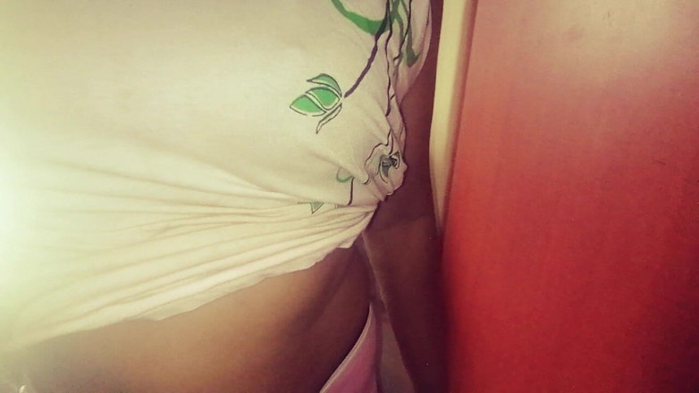 Tina Baby: Pasierbica nie ma wstydu za penisa ojczyma