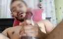 Tomm hot: I Cum in Front of the Camera
