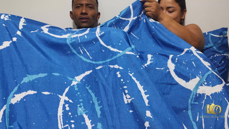 Rioc69: Rioc și mama sa vitregă Linda Clauss urmăreau un film foarte...