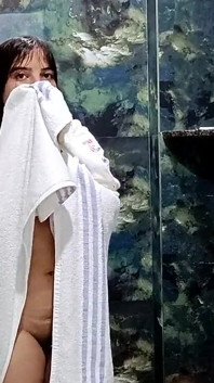 Shower given coolest feeling watch to jerk out full nude hot sexy shower moment