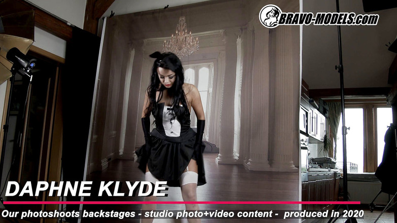 Bravo Models Media: 388-Penggambaran Backstage Daphne Klyde - Dewasa