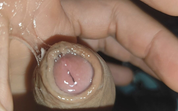 Straight Daddy Club: クリーミーなプレがゆっくりと穴を滑り抜けます。