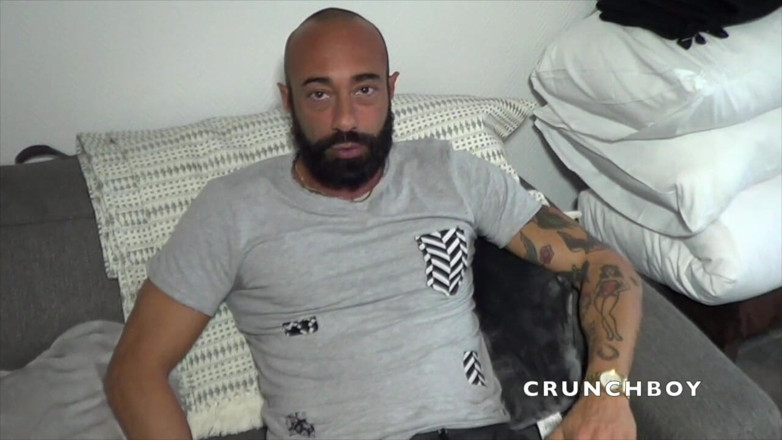 BAREBACK AND CREAMPIE CLUB: Kosmin follada a pelo por la polla xxl de Gianni...