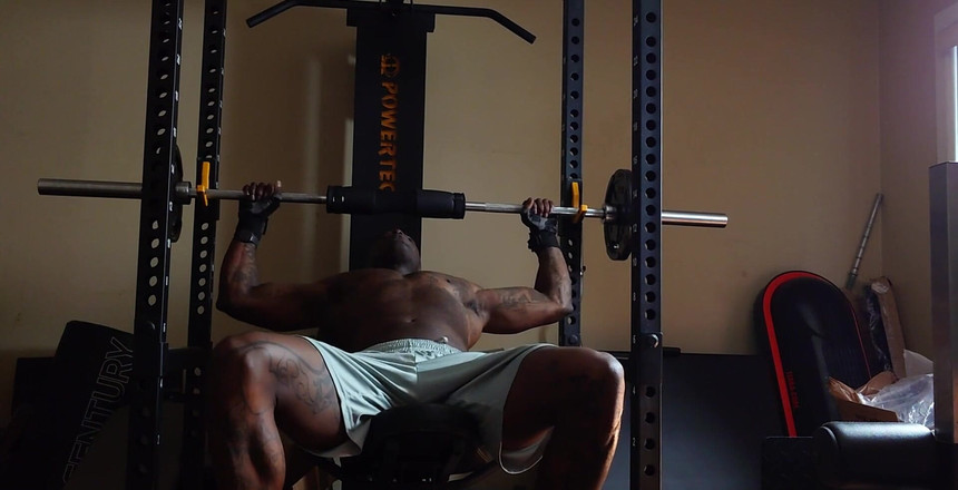 Hallelujah Johnson: Spor salonunda eğitim ep. 9