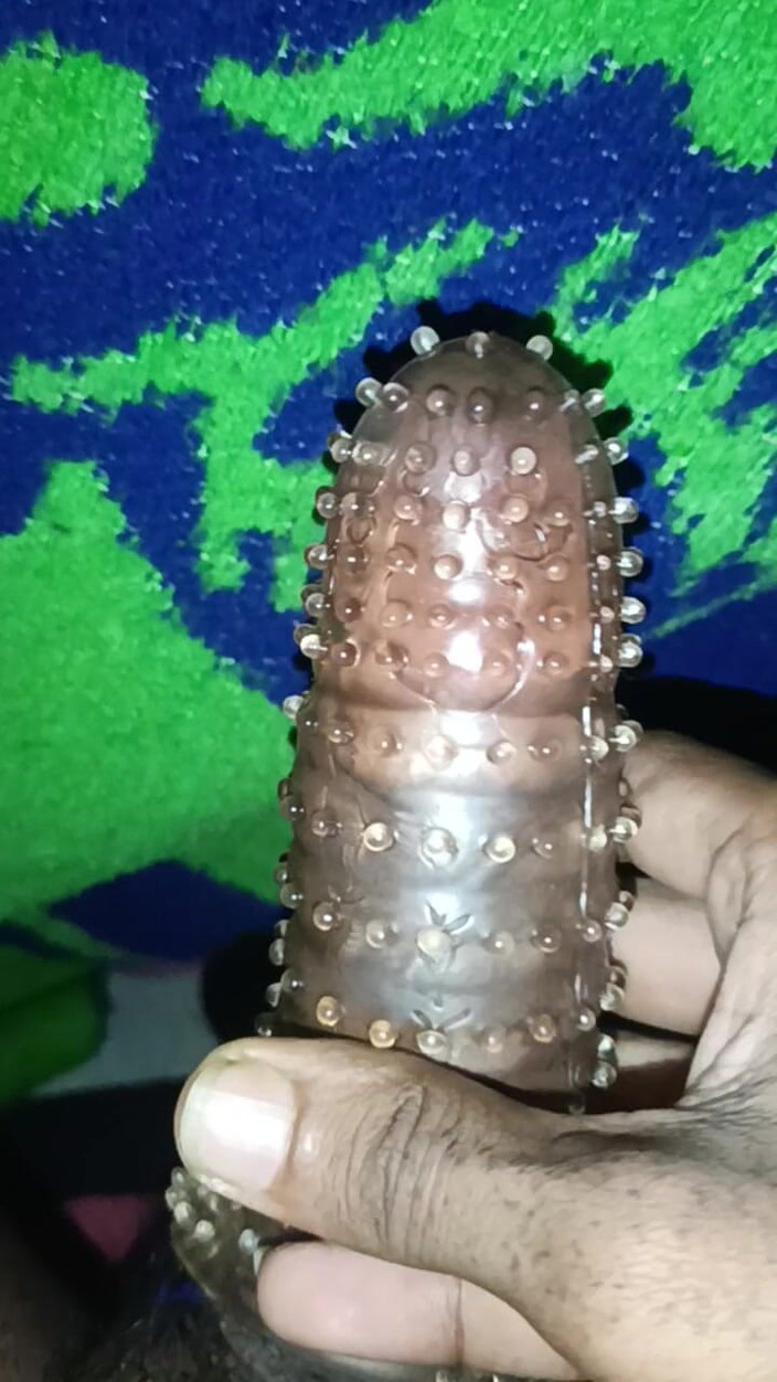 Sannu: हैण्डजॉब पर सबसे अच्छा कंडोम उपयोग