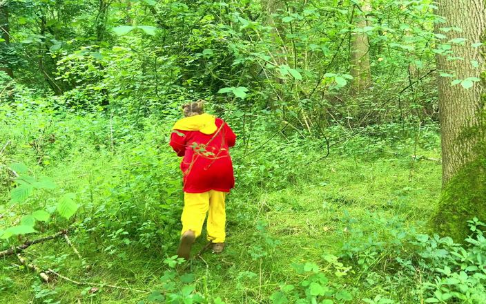 JessieHH: Winnie the Pooh è avida e bloccata e deve essere scopata 4K