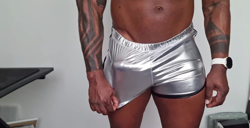 Amadeus: Them 70s Style Shorts Got My All Hornet for Cock