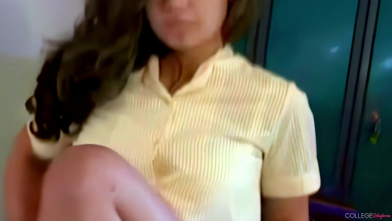 College Uniform: Učebna Samantha Buxton se samantha buxton