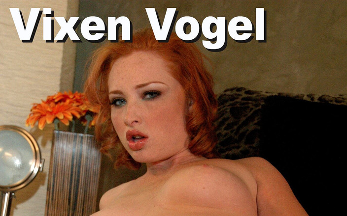 Edge Interactive Publishing: Vixen Vogel裸スプレッド指ファック