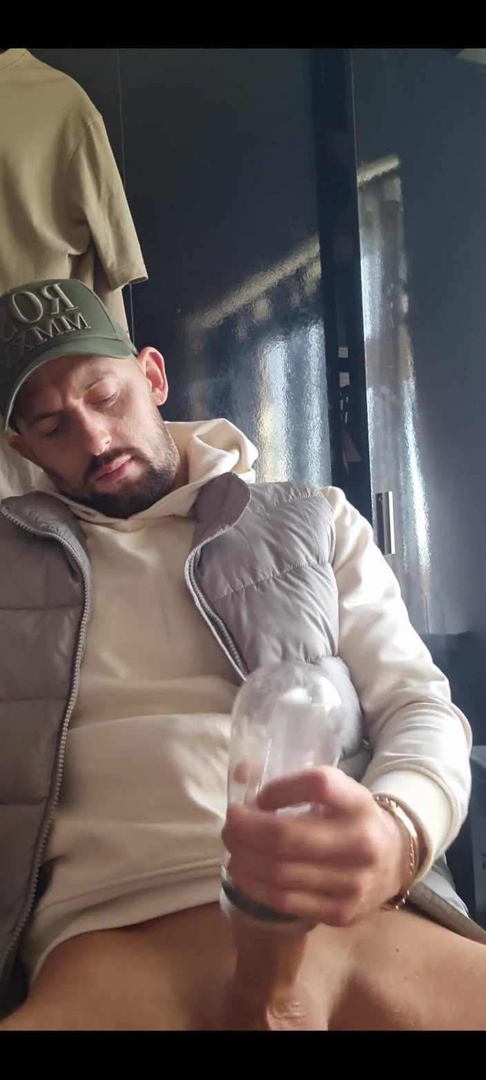 Englishtom20vip: Masturbare cu pizdă din buzunar