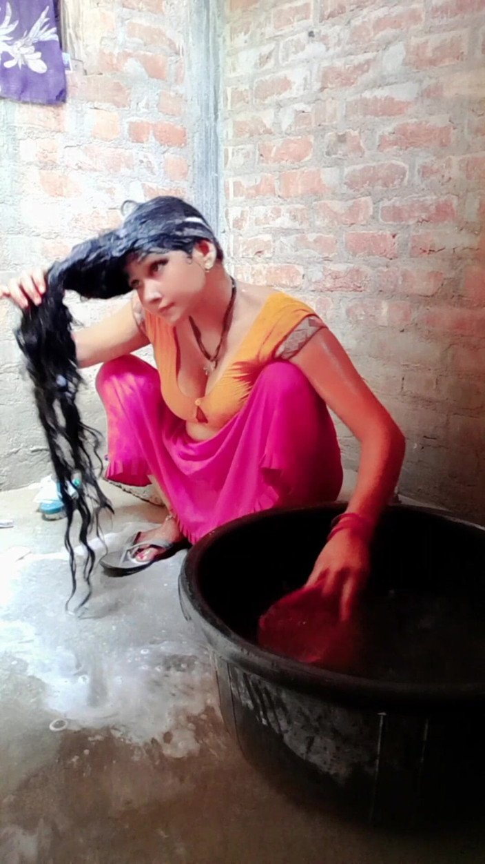 Renudbf: Desi Bhabhi prysznic w łazience Duże cycki Duży tyłek