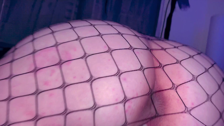 Vega Nova and Daddy: 哥特式大屁股白人美女被大白屌中出