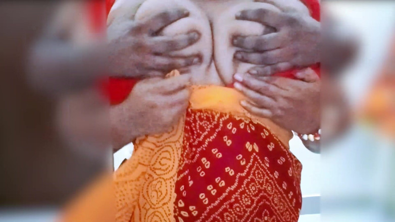 Hoktoml99: Viral Desi Step Brother and Step Sister Found an Empty...
