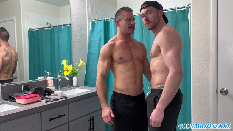 Cody Arizona - Gay: Bathroom Makeout with Cody Arizona and Justin the Jock