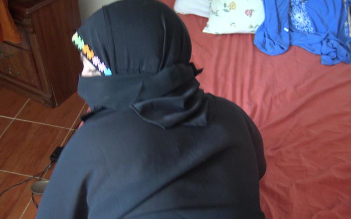 Souzan Halabi: Kåt egyptisk fru stor kuk knullar