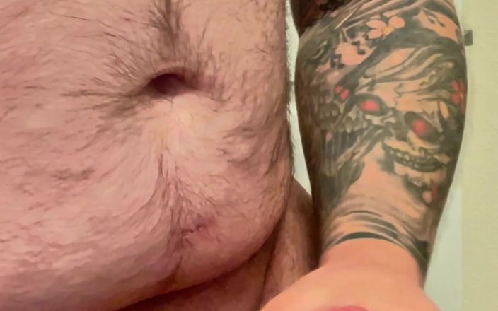 TattedRockerBear: Sexy orso paffuto peloso tatuato che sborra con un anello...