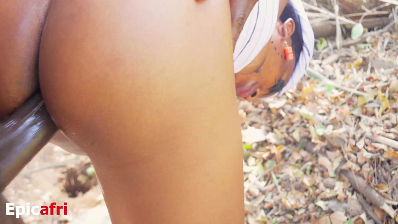 Epicafri: 그녀는 나에게 도전하고 그녀에게 사정해 달라고 부탁했다.