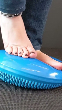 Trampling kusyen biru