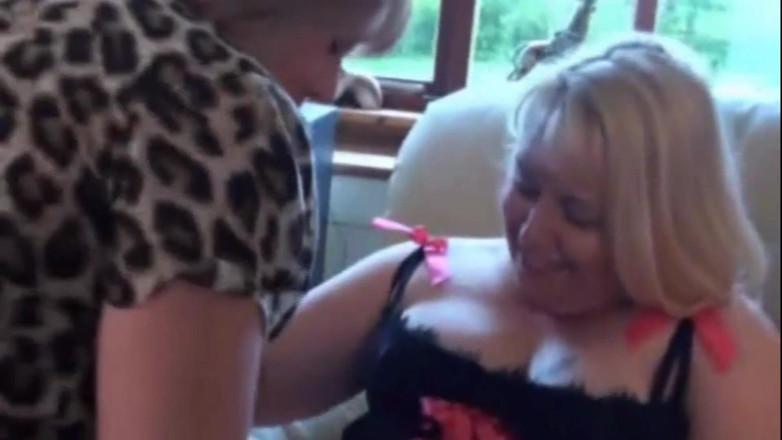 Lexie Cummings: Strapon lesbian with BBW mature sluts