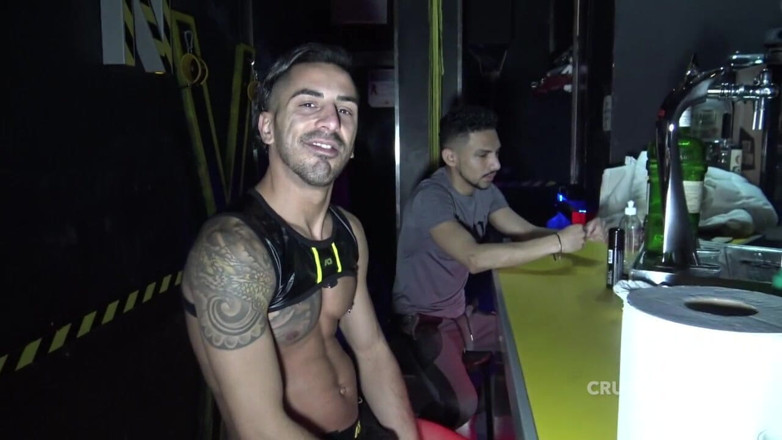 SPAIN BAREBACK CRUISING IN BACKROOM: Sexy ebony twink fucked by older in cruising