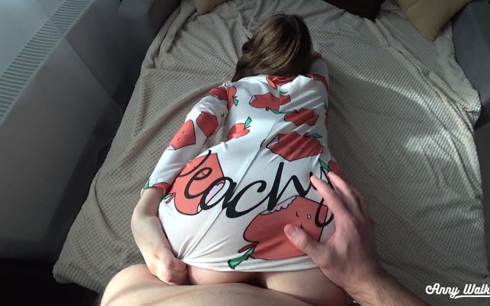 Anny Walker: Mañana montando de hermanastra con semen en las tetas - Anny...