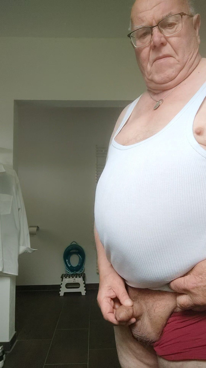 Karlchengeil: Snažím se stříkat