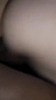 Bella donna culona bbc Nata4sex hardcore tirando i capelli a pecorina pollice nel culo