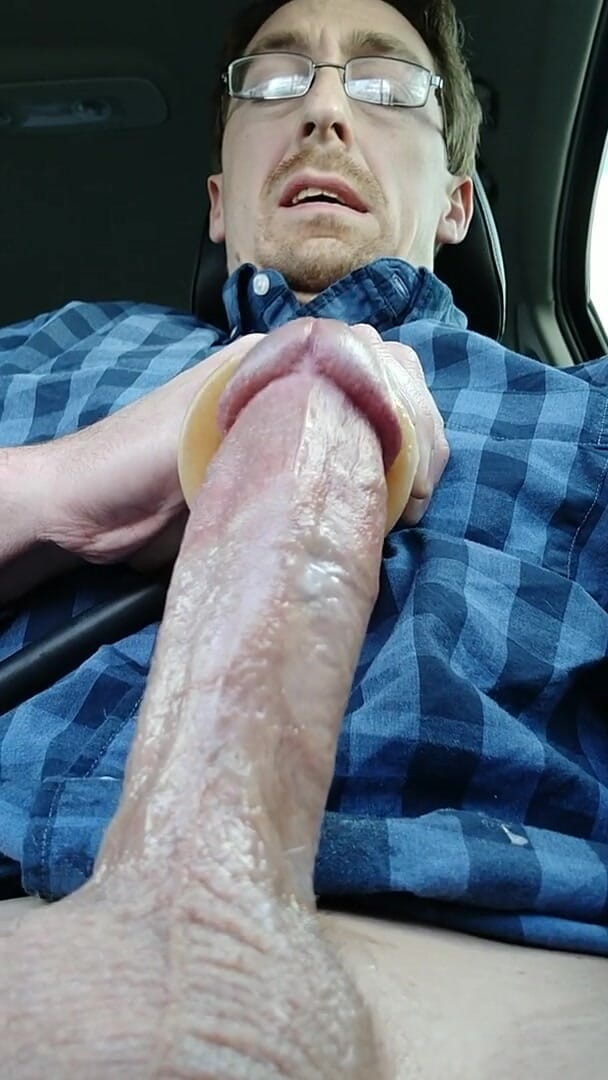 Big Daddy Dommmm: Sex machine making cum fly out like a blender, part 1