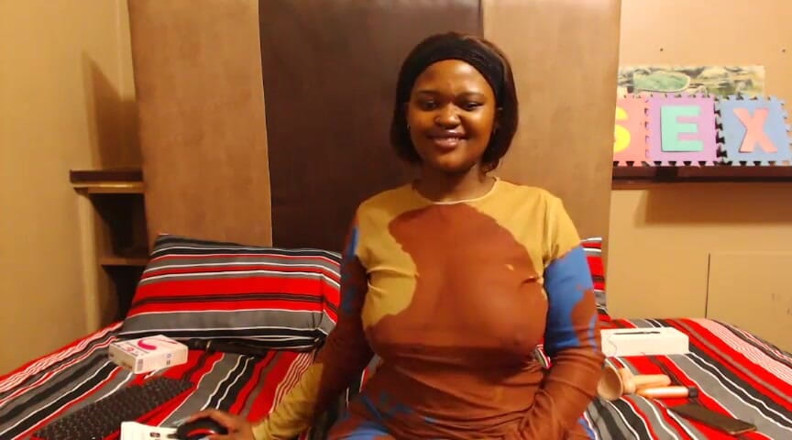 Big black clapping booties: Jack off to My Spectacular Ass Fucking a Dildo, Episode 10009990