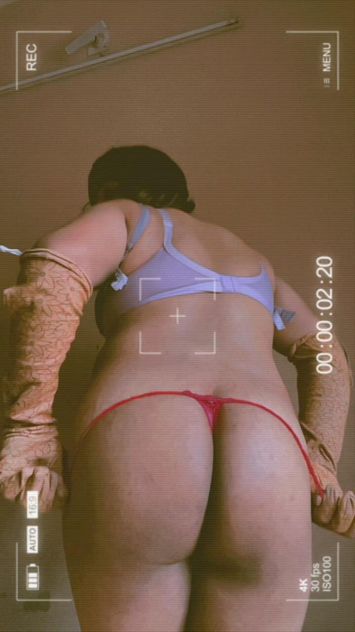 ModelMona14: Mona Bottom Crossdresser Anshole