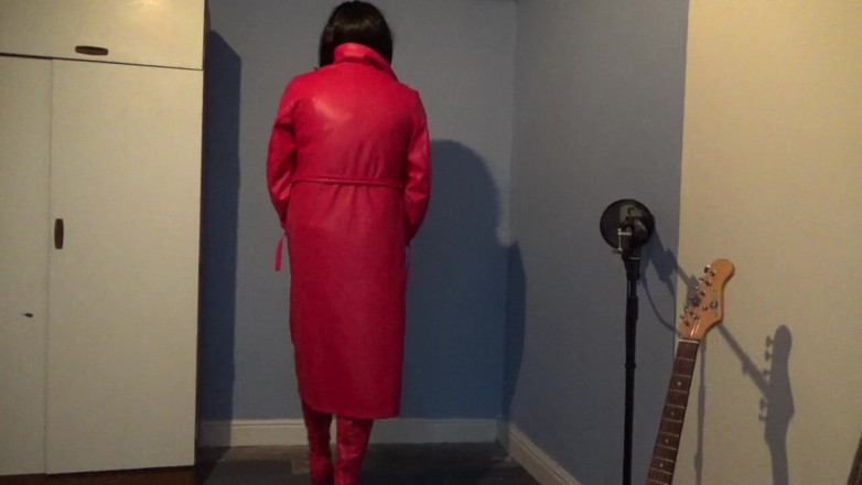 Leather Kirsten: Mer läder