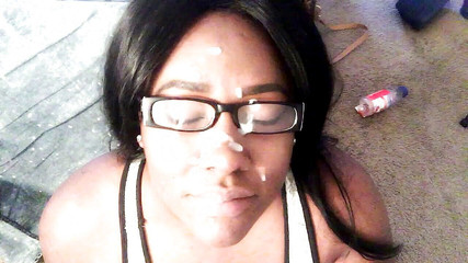 Exclusive Dirty Diana: Udělal se na mých brýlích